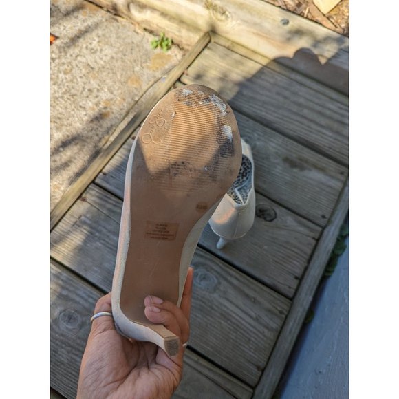 Jessica Simpson Metallic Gold Peep Toe Heels Women's Size 8.5 - Picture 5 of 7